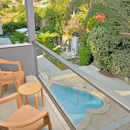 Hotel Calis 3*