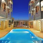 فندق Calis